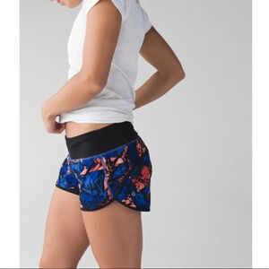 Lululemon Speed Short (H2O)
Paint Storm Harbor Blue Multi / Black